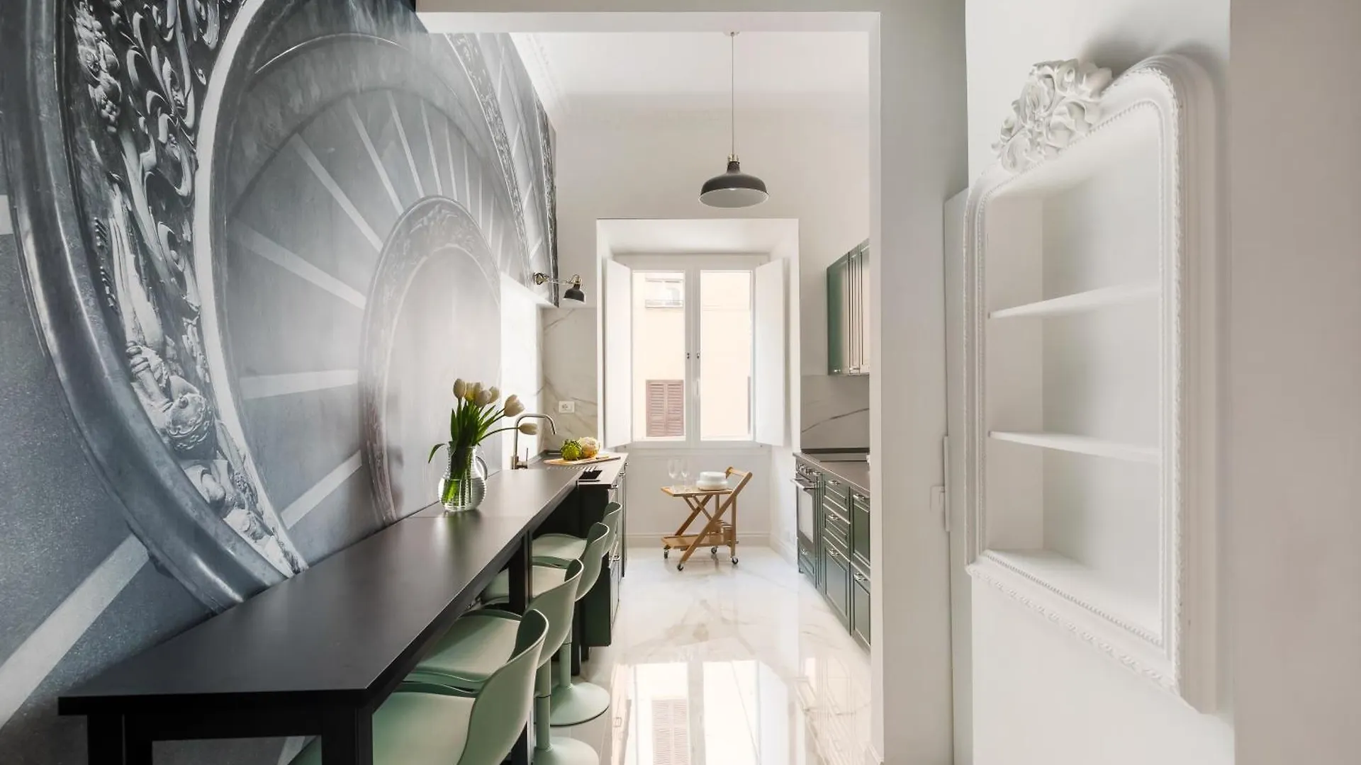 Iflat New Spacious & Classy Apartment In Monti ローマ 0*,  イタリア