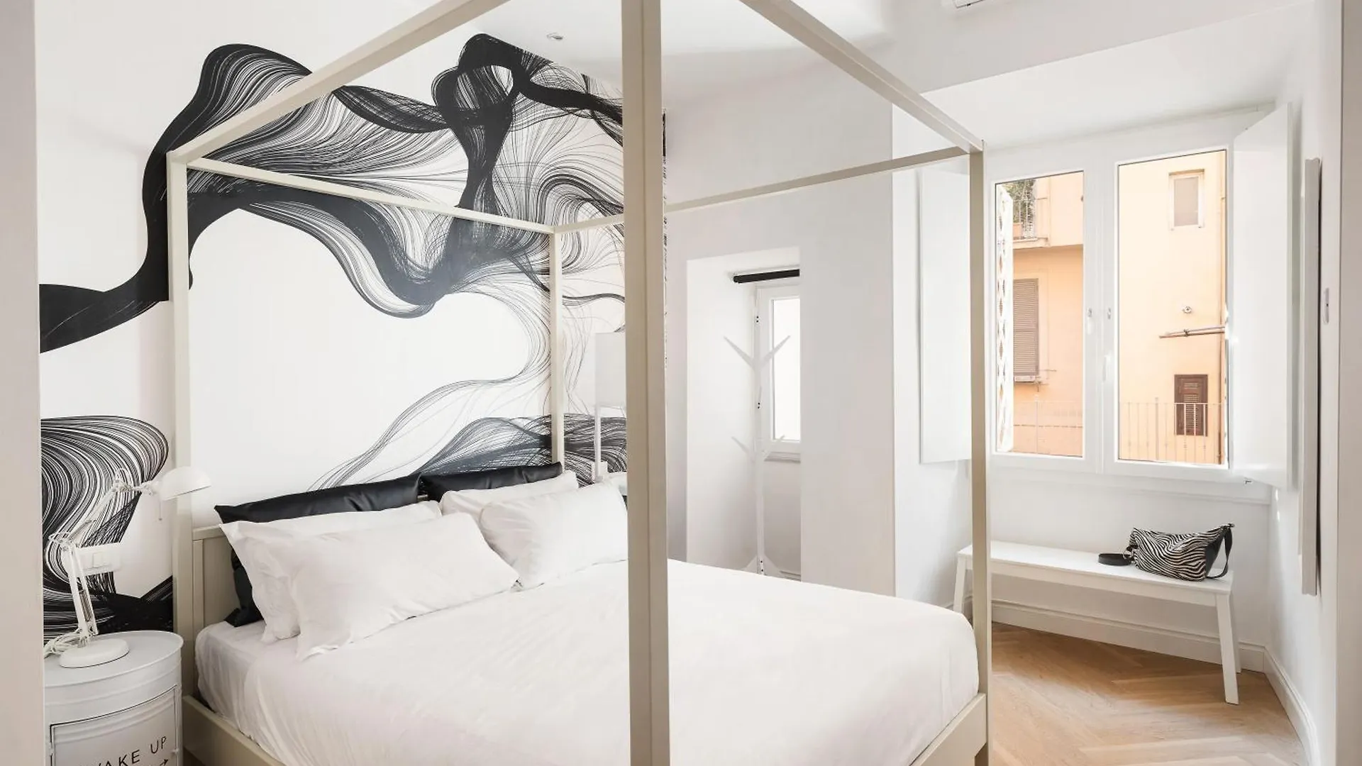 Iflat New Spacious & Classy Apartment In Monti ローマ イタリア