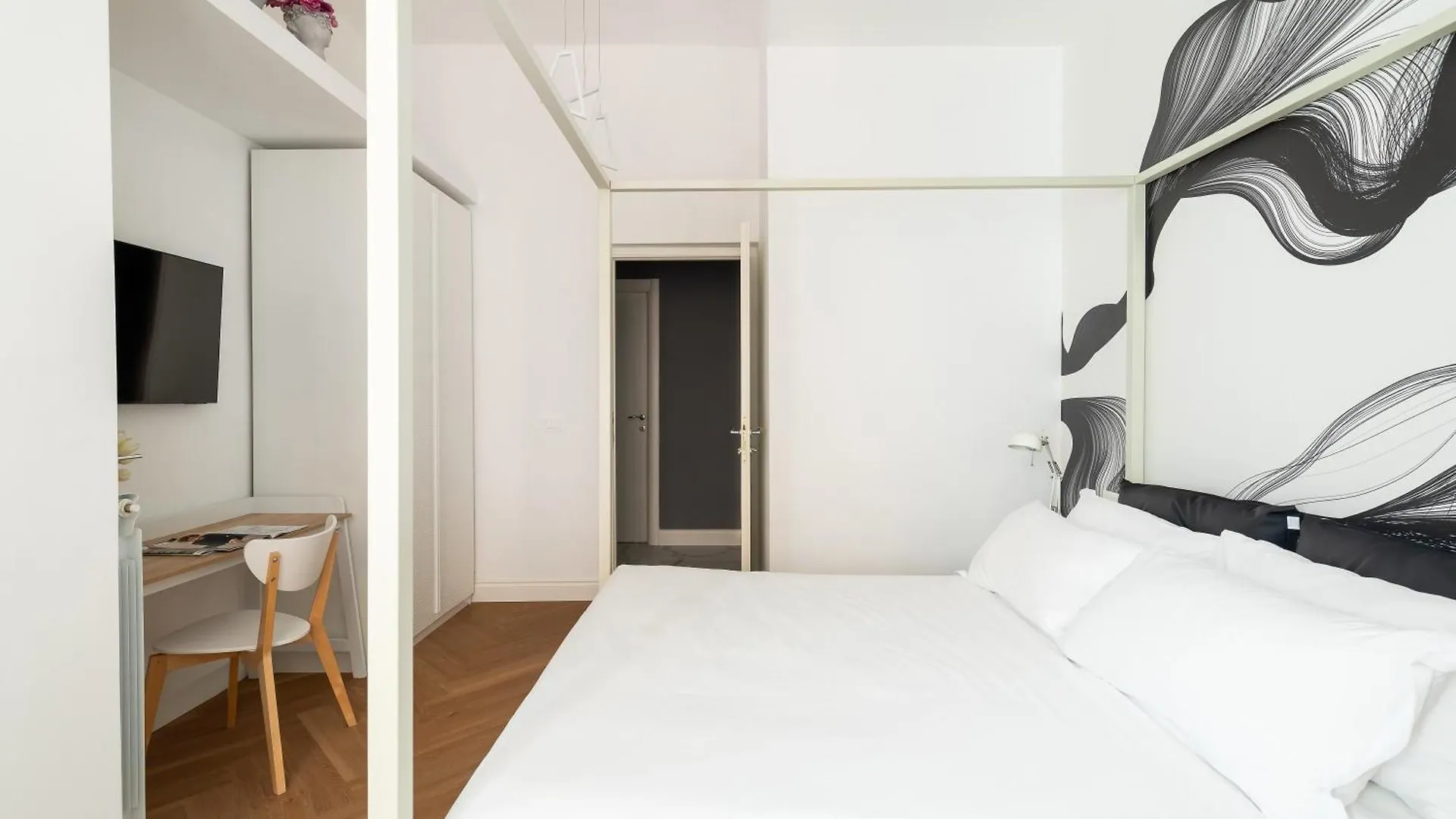 Iflat New Spacious & Classy Apartment In Monti ローマ